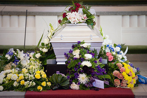 Hautajaiset voidaan järjestää Kemin kirkossa, Peurasaaren kappelissa, Paattion kappelissa